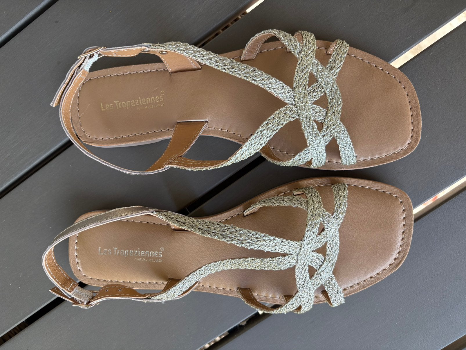 Sandaaltjes van Les Tropéziennes, maat 39 ️, Kleding | Dames, Schoenen, Ophalen of Verzenden, Zo goed als nieuw