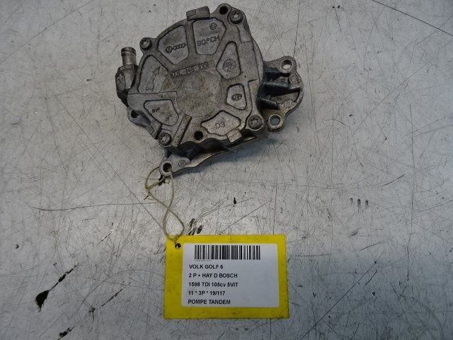 VACUUM POMPE Volkswagen Golf VI (5K1) (03L145100G), Volkswagen, Volkswagen AG, Utilisé, Kundenbetreuung@volkswagen.de
