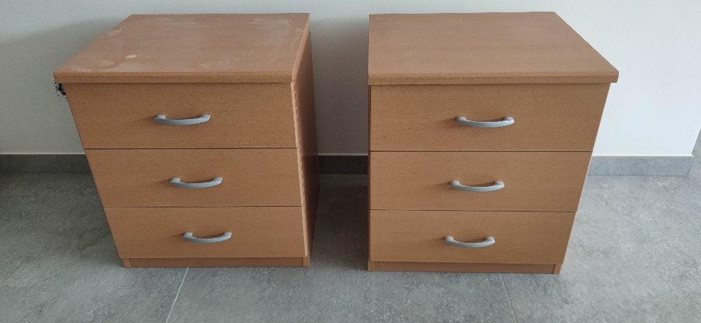 Twee nachtkastje, Ophalen, Gebruikt, 45 tot 65 cm, Minder dan 55 cm