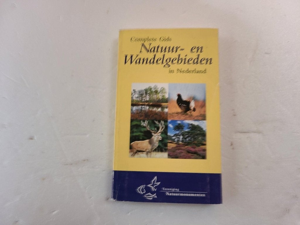 boek natuur en wandelgebieden in Nederland, Livres, Nature, Enlèvement ou Envoi, Comme neuf, Zones de Randonnées ou de Loisirs