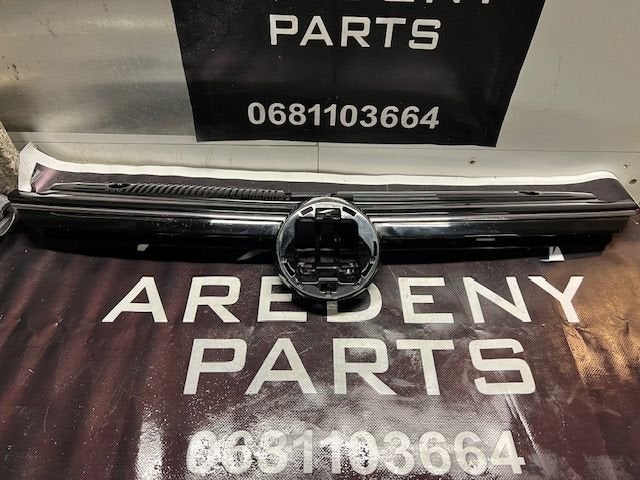 Volkswagen Golf 8 VIII MK8 Grille Grill 5H0853651N, Gebruikt, -, Volkswagen, -