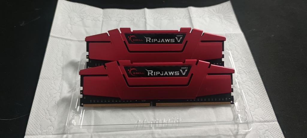 RAM 16go DDR4 G-Skill Ripjaws V, Enlèvement ou Envoi, DDR4