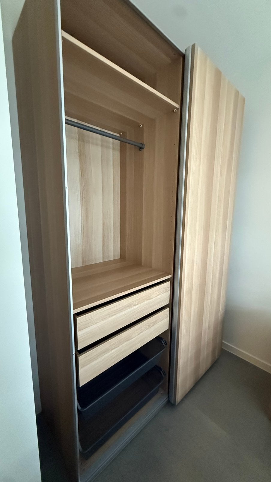 Ikea kast, Enlèvement, Comme neuf