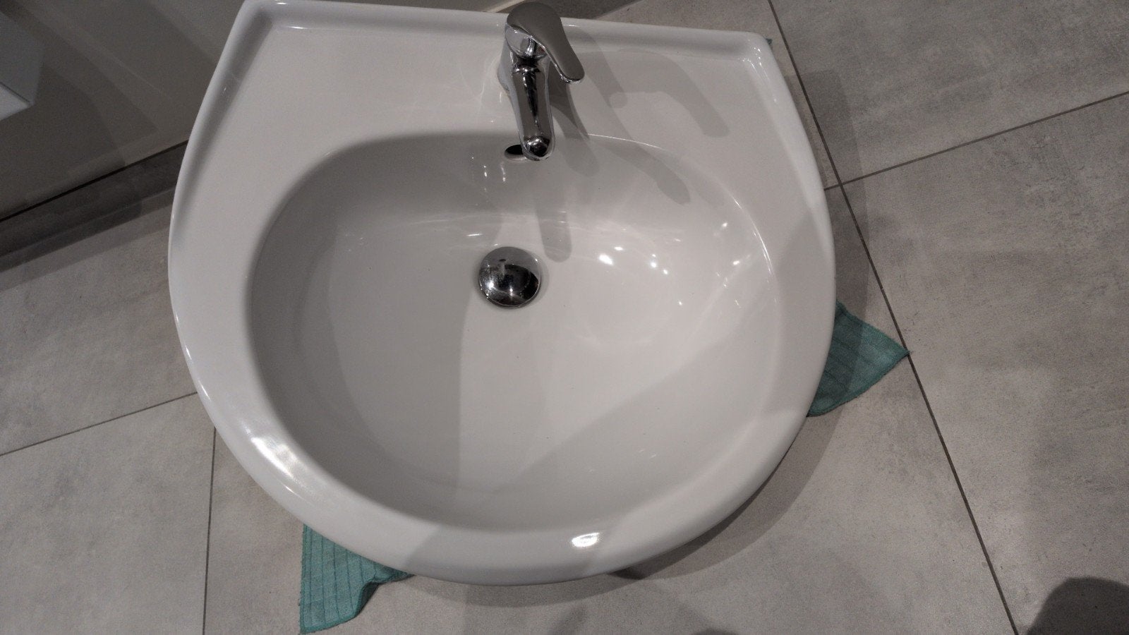 wastafel in de badkamer, Ophalen of Verzenden