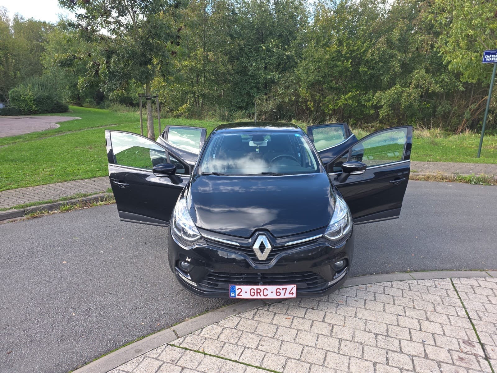 A vendre Renault clio 4 boîte manuel 0.9 Tce 2019 66kw 90ch, Autos, Achat, Euro 6, Noir, 5 portes