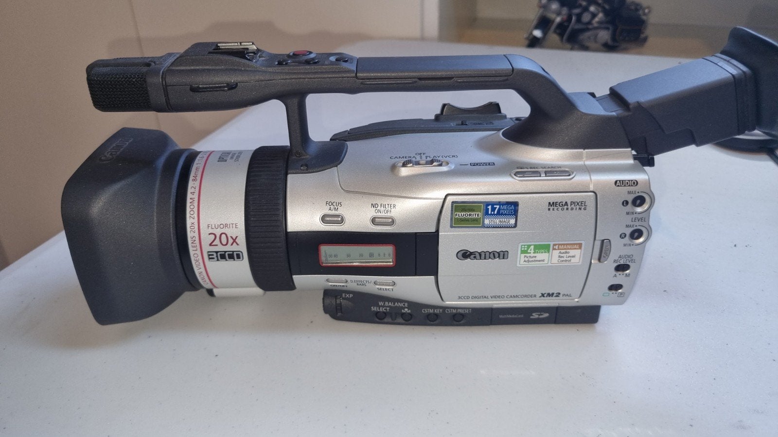 Canon XM2 MiniDV Videocamera - Professionele Kwaliteit, TV, Hi-fi & Vidéo, Caméscopes numériques, Enlèvement, Caméra, Canon