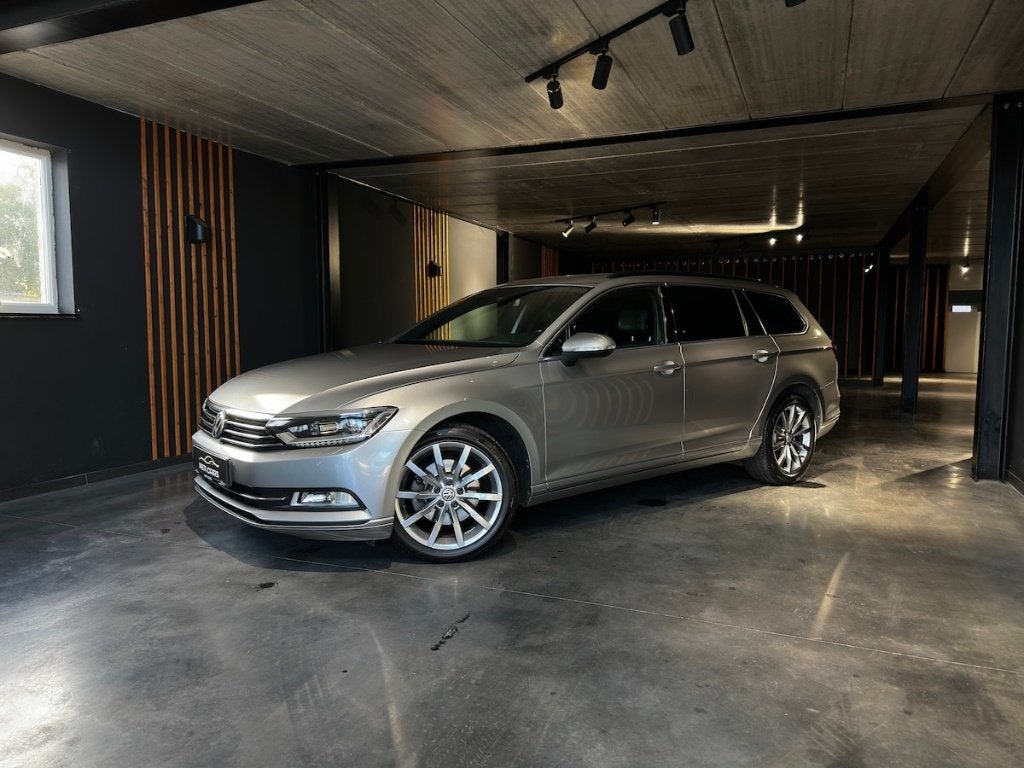 Volkswagen Passat 1.5 TSI DSG | Camera | ACC | Carplay | ..., Auto's, 1498 cc, 4 cilinders, Leder, 5 deurs