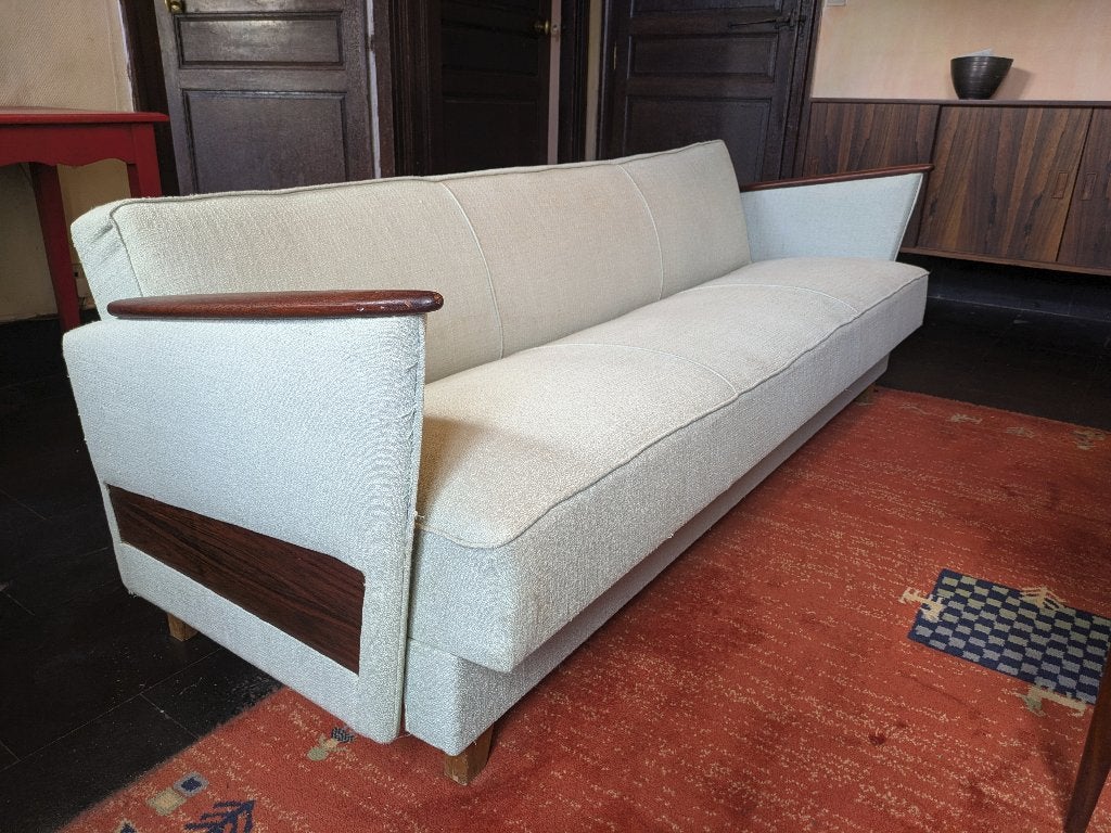 Canapé design scandinave convertible – bois et tissu clair, Antiek en Kunst, Antiek | Meubels | Stoelen en Sofa's, Ophalen
