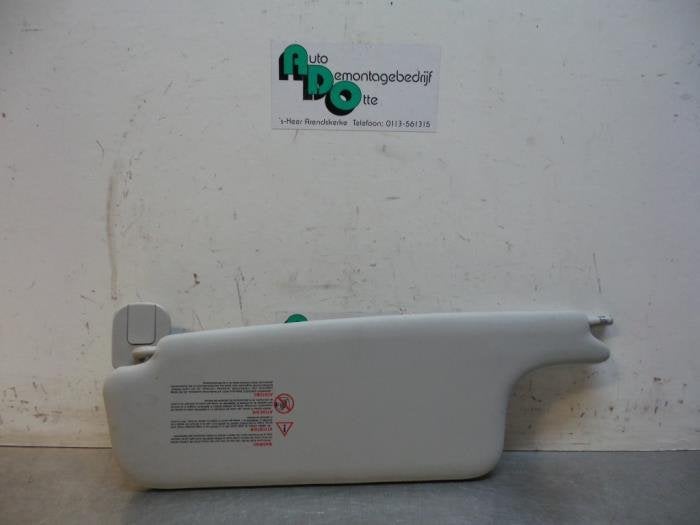 Pare-soleil d'un Renault Megane (Megane 2 02-), Renault, -, Utilisé, -
