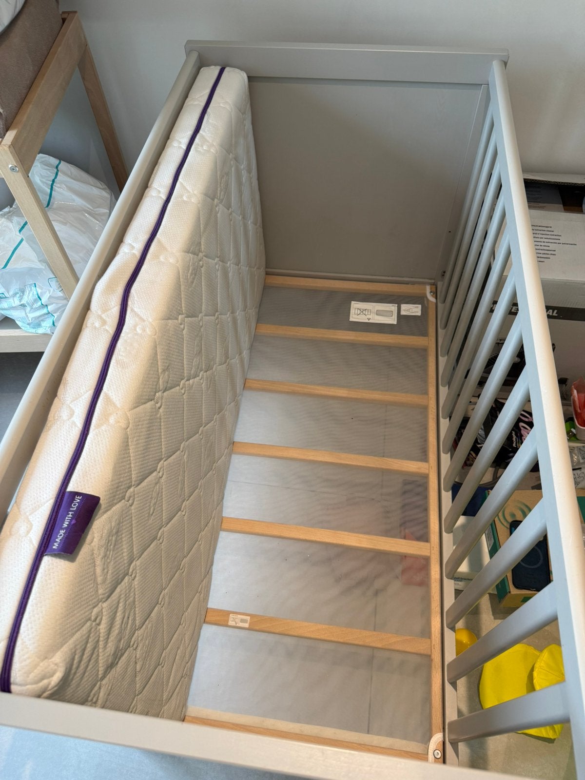 Lit bebe avec matelas
