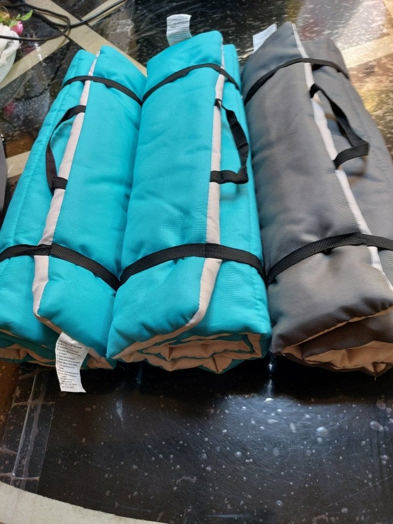 Honden of kattenmatjes oprolbaar en draagbaar  3 stuks, Ophalen, Nieuw