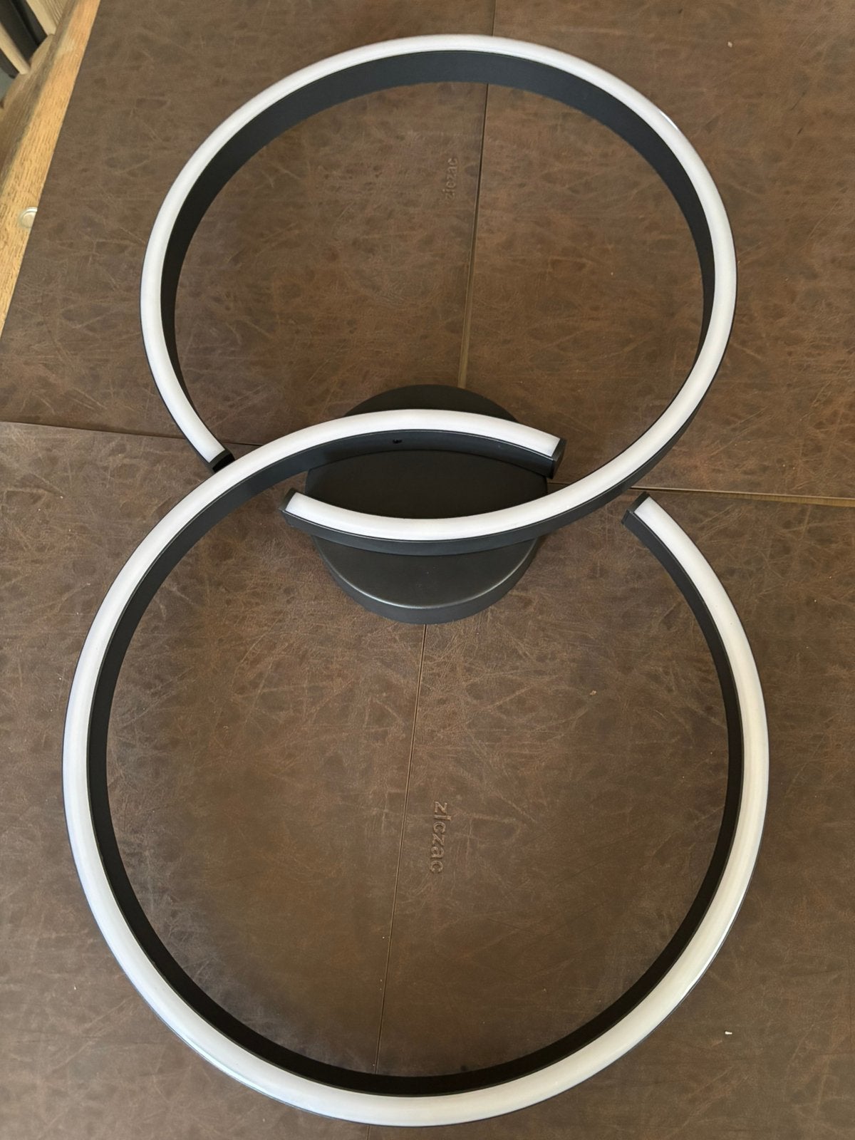 Bijna nieiwe lamp met afstandsbediening te koop, Ophalen, Kunststof, Zwart, Design