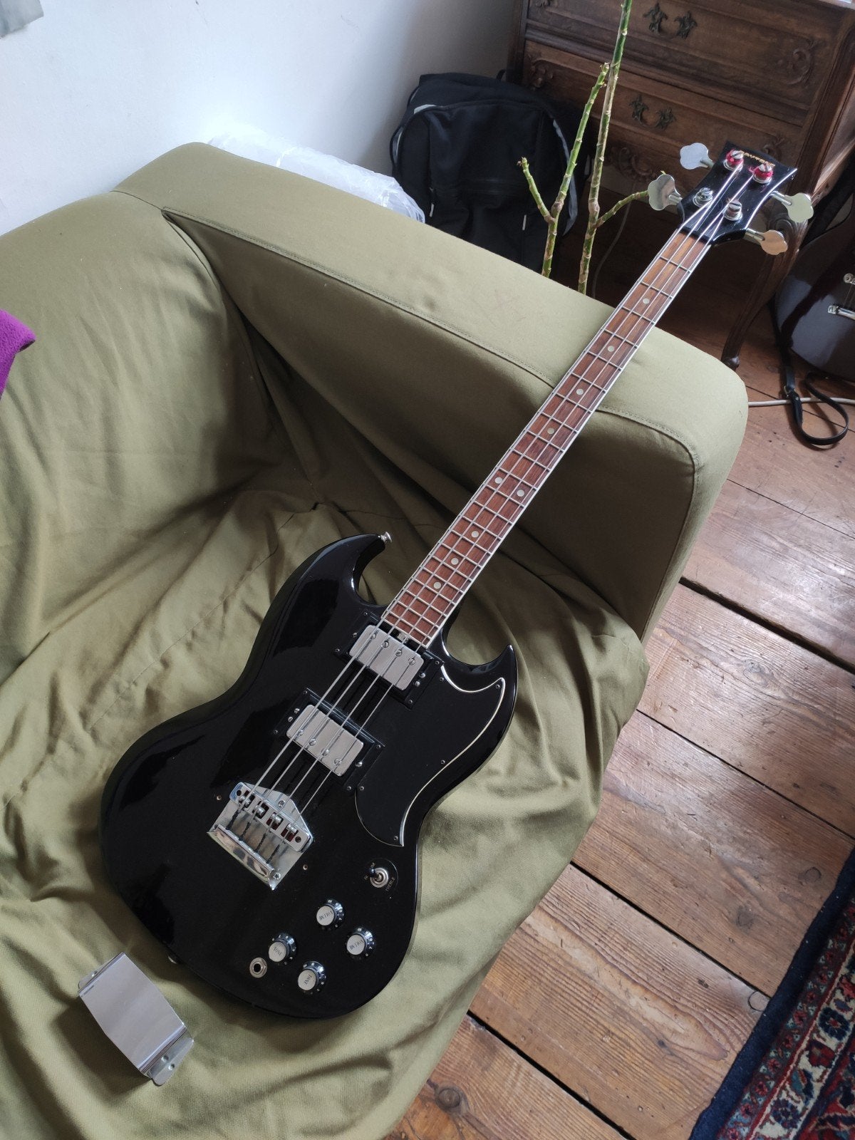 70s Daytone SG Bass Guitar, Musique & Instruments, Instruments à corde | Guitares | Basses, Enlèvement, Utilisé, Électrique