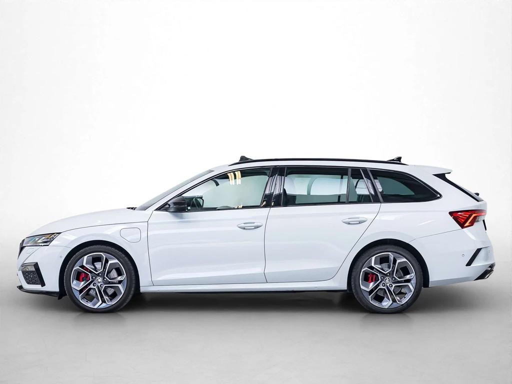 Skoda Octavia V RS|PHEV|PANO|CARBON|HEAD-UP|AMBIENTLIGHT|HEA, Auto's, Automaat, 245 pk, Gebruikt, 4 cilinders