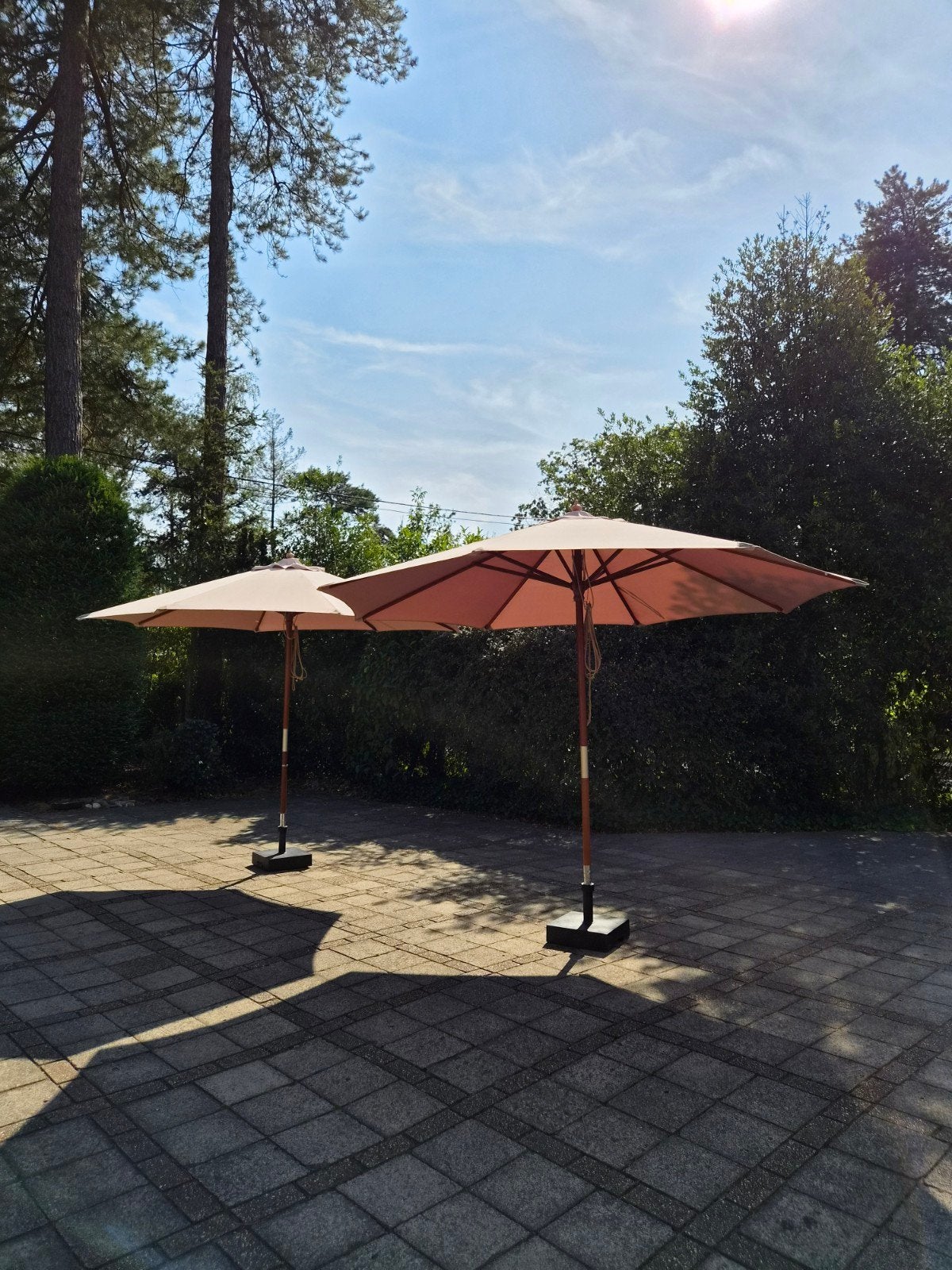 Parasol 2x met voet 3.50 Taupe, 3 à 4 mètres, Enlèvement, Utilisé, Parasol sur pied