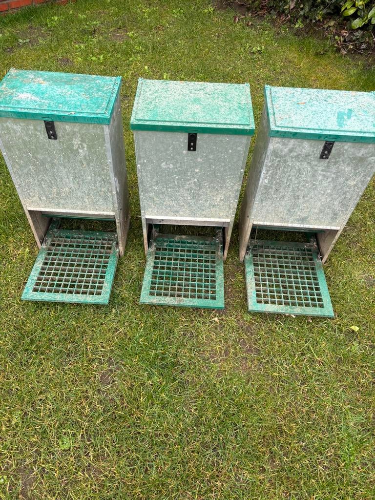 Trapbakken, Dieren en Toebehoren, Ophalen, Zo goed als nieuw