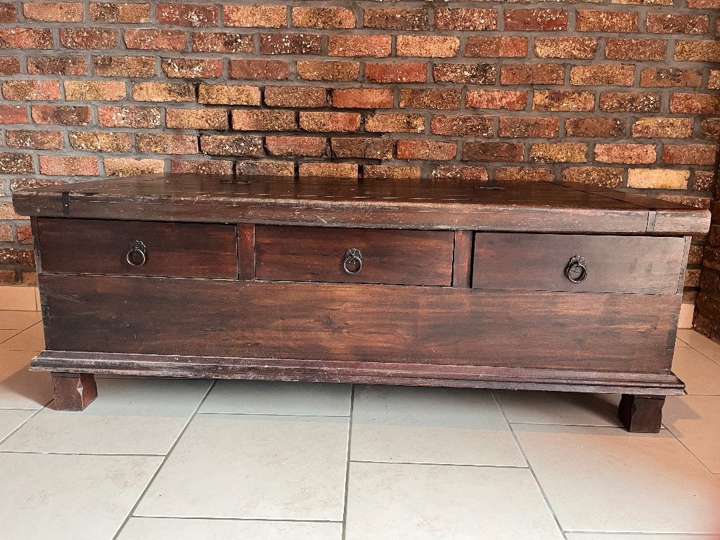 Prachtige koloniale kist., 100 à 150 cm, Enlèvement, Utilisé, 50 à 75 cm