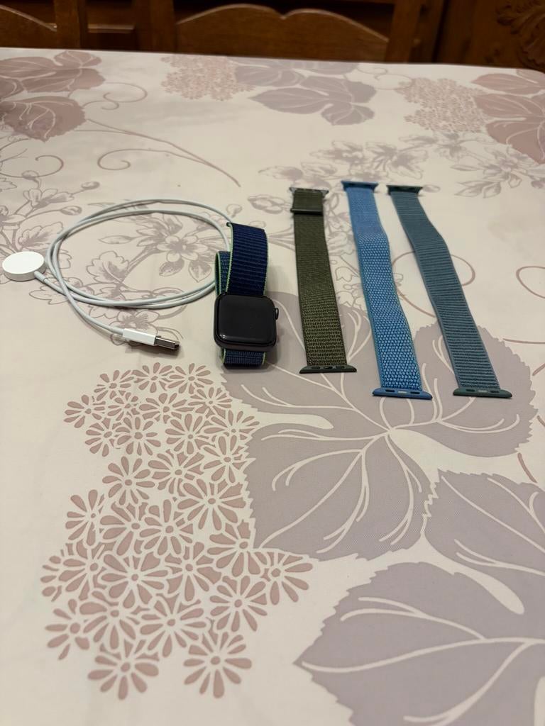 I watch 6 (nike gps), Huis en Inrichting, Slaapkamer | Waterbedden, Ophalen, Zo goed als nieuw