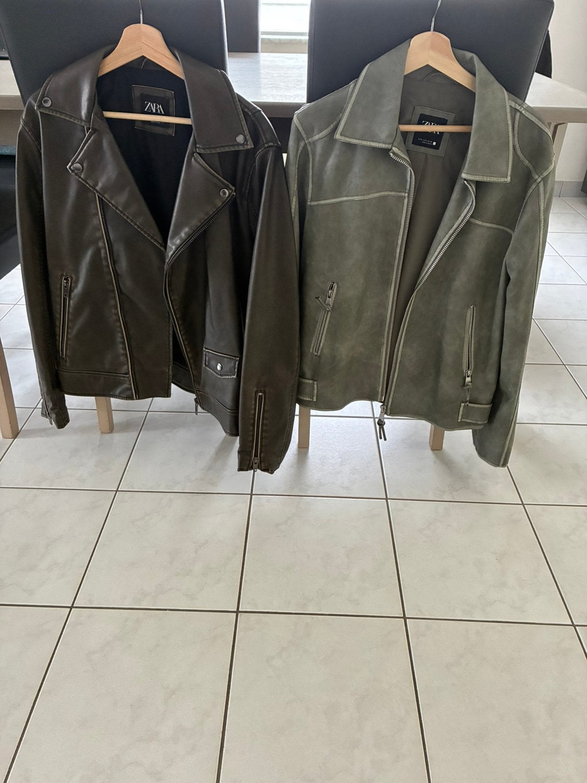 Zara heren jassen , 2stuks , imitatie leder, Ophalen, Nieuw, Overige kleuren