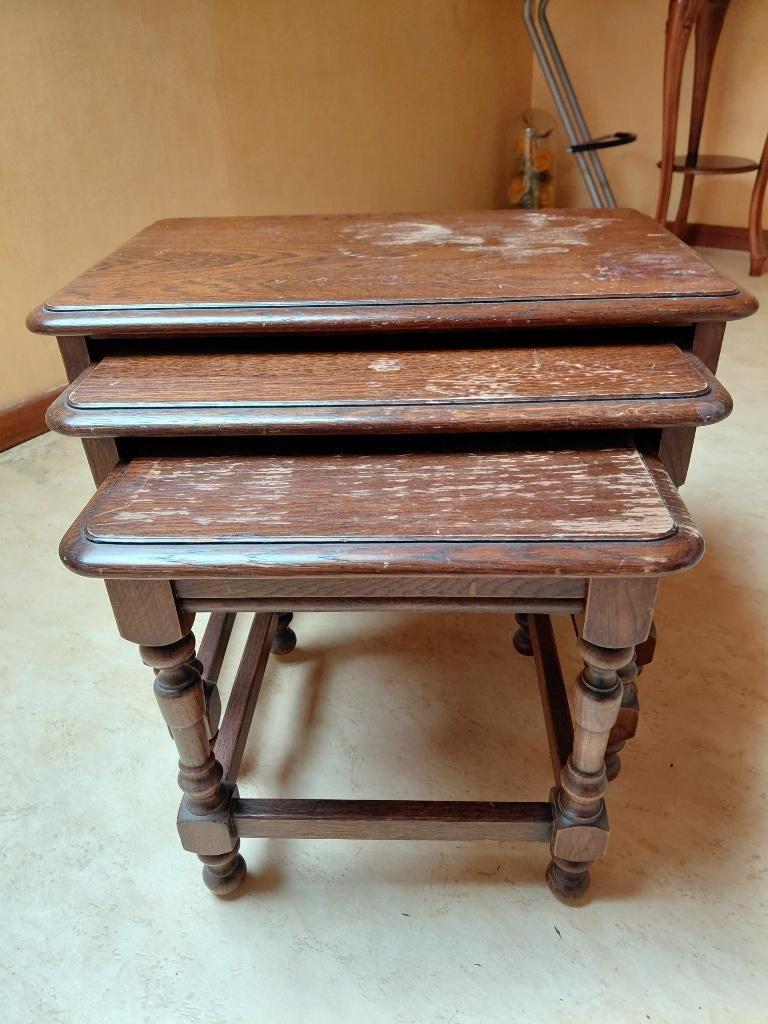 Set van drie bijzettafeltjes, Minder dan 55 cm, Gebruikt, Rechthoekig, Hout