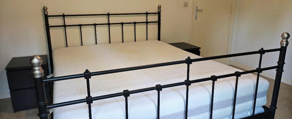 Lit IKEA SVELVIK, 210 cm, Comme neuf, Enlèvement, 180 cm