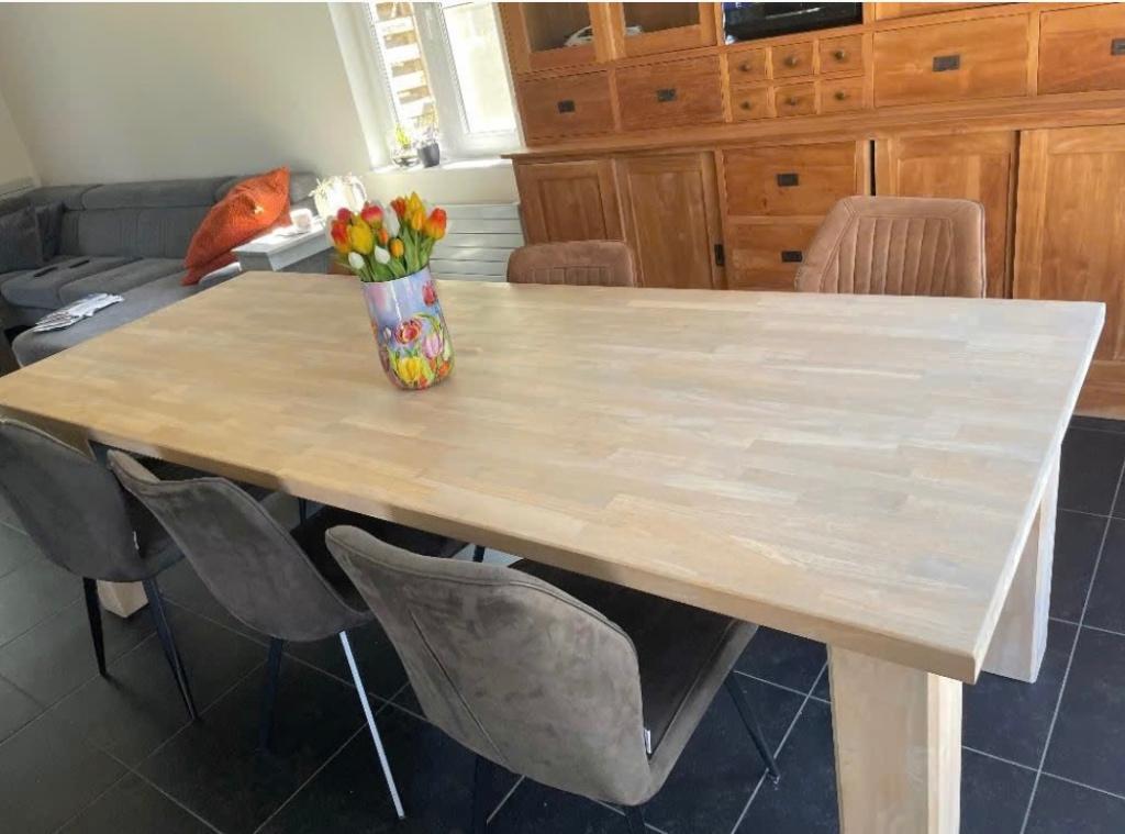 Tafel en wandkast, Ophalen, Zo goed als nieuw