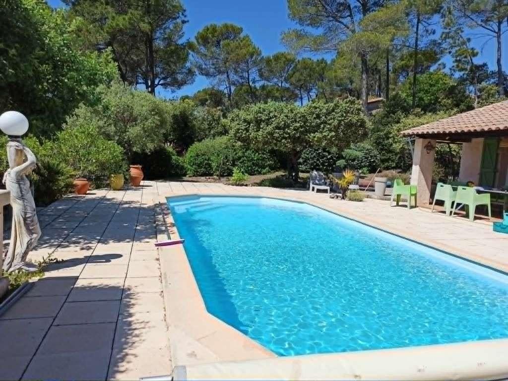 Provençaalse villa met privézwembad 7 personen, Dorp, 7 personen, Provence en Côte d'Azur, In bos