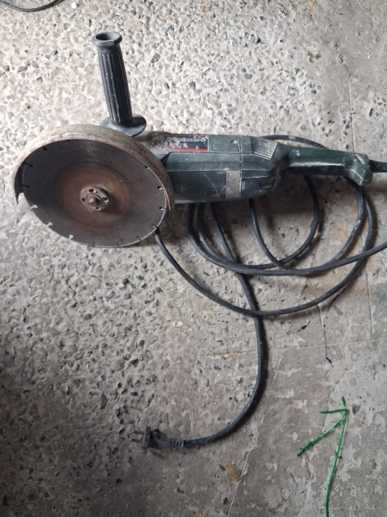 Grosse disqueuse, Enlèvement, Utilisé, 1000 watts ou plus, Autres types