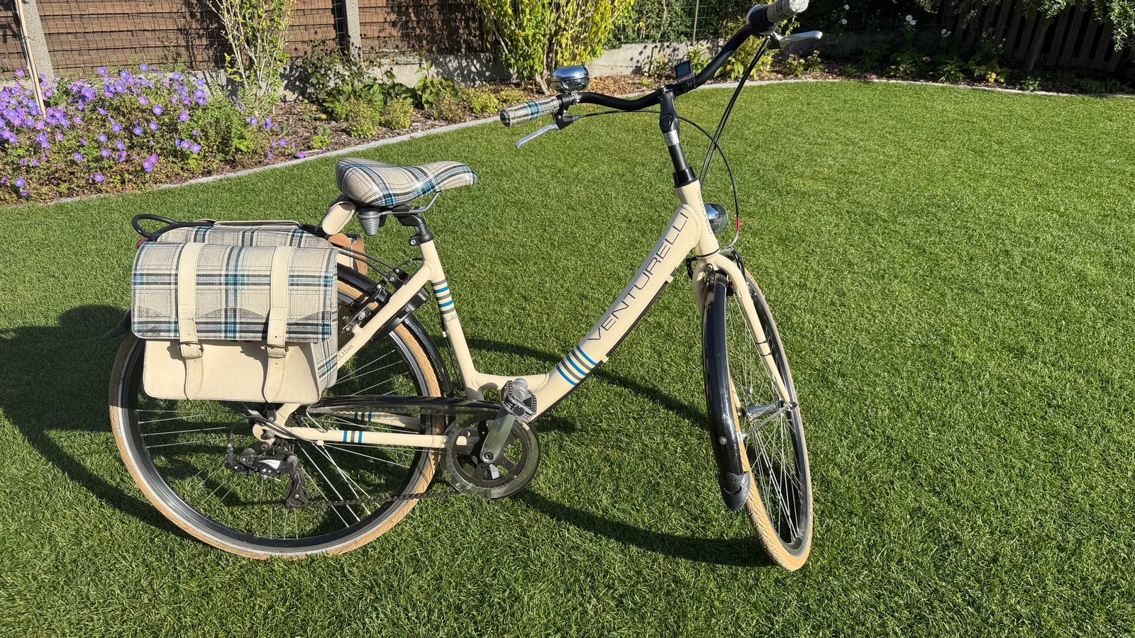 Venturelli damesfiets 7 versnellingen en fietstassen, Fietsen en Brommers, Ophalen, Zo goed als nieuw, Overige merken, Versnellingen