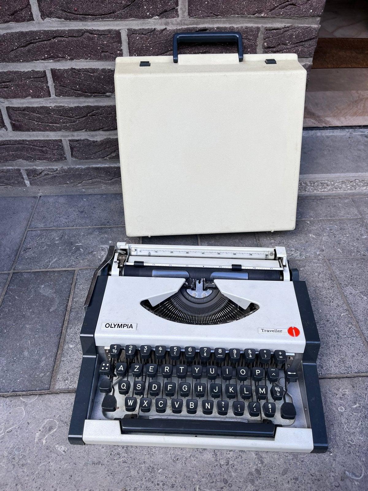 Vintage Olympia traveller, Ophalen, Zo goed als nieuw