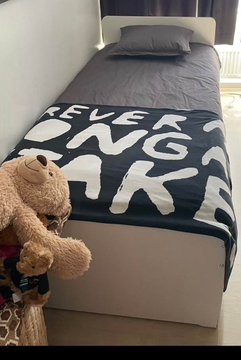IKEA MALM Single Bed Frame - White (90x200 cm), Huis en Inrichting, Ophalen of Verzenden, Zo goed als nieuw, 200 cm