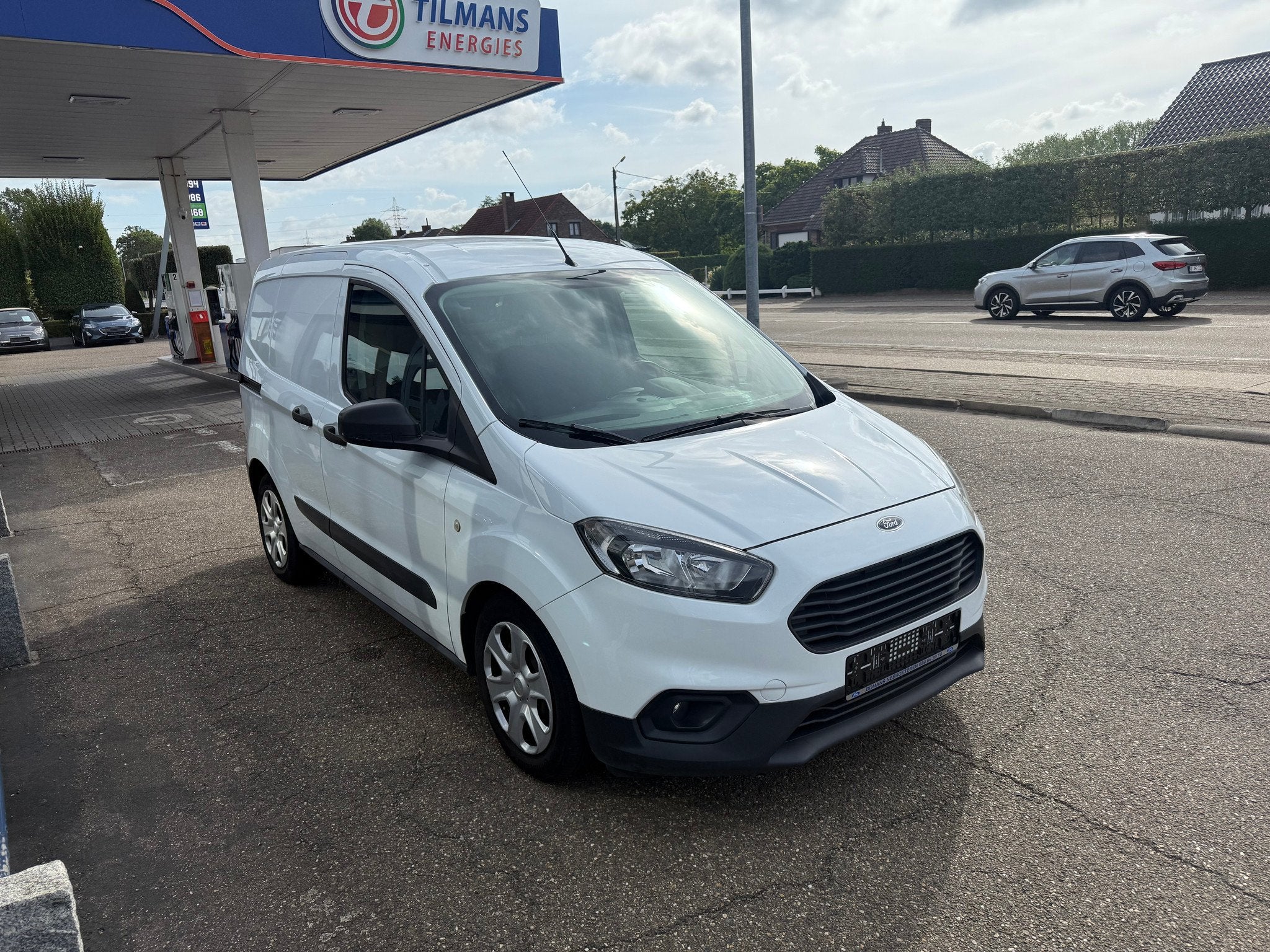 Ford Transit Courier Trend 1.5TDCI 75PK M6, Auto's, Ford, Voorwielaandrijving, Stof, 4 cilinders, Wit