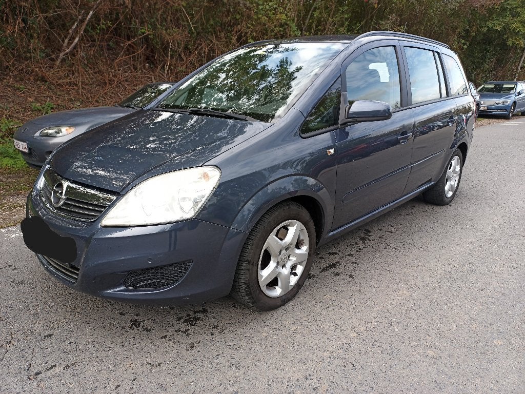 Zafira 1,9tdi. 215km. 7pl. 2008. Euro-4. Prêt à immatriculer, Interruption de démarrage, Achat, 7 places, Boîte manuelle