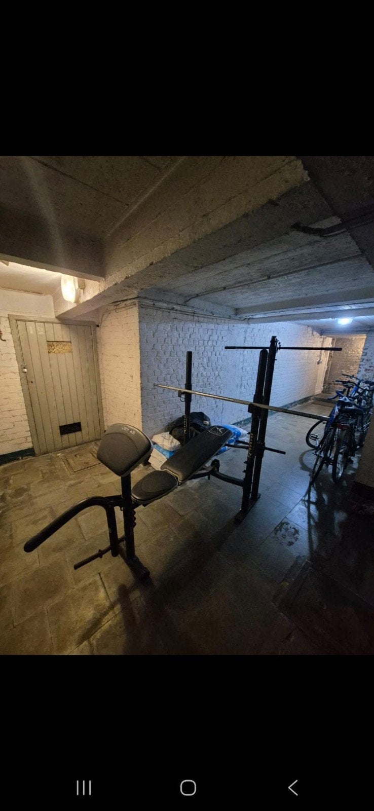 Machine musculation poulie banc + barre, Enlèvement, Utilisé