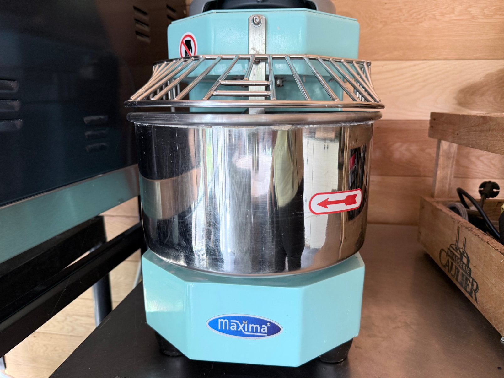 Diverse bakkerij apparatuur maxima kneedmachine, Ophalen