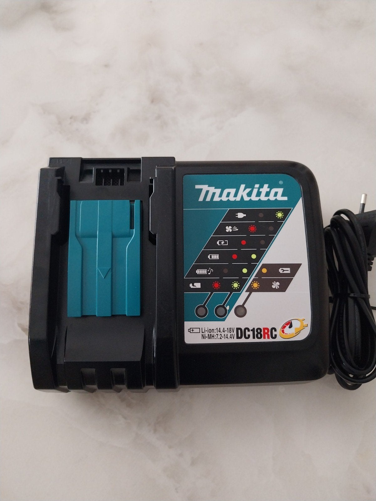 chargeur batterie makita, Enlèvement