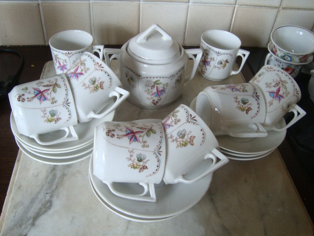 Deel van een Art Nouveau koffieservies., Ophalen
