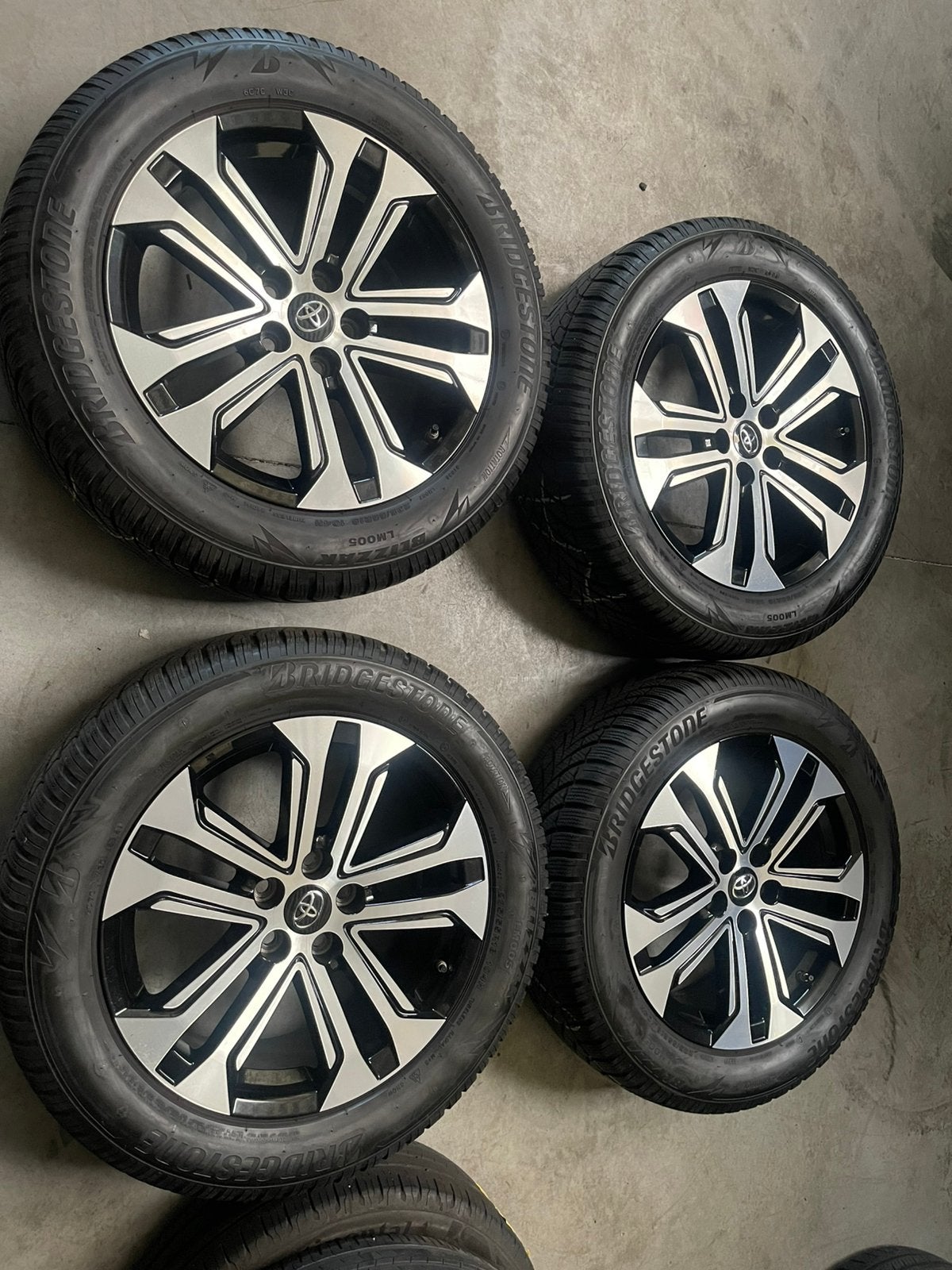 Originele Velgen 18 inch ToYOTA met Banden 235/55/18(104h), Ophalen of Verzenden, 18 inch, Band(en)