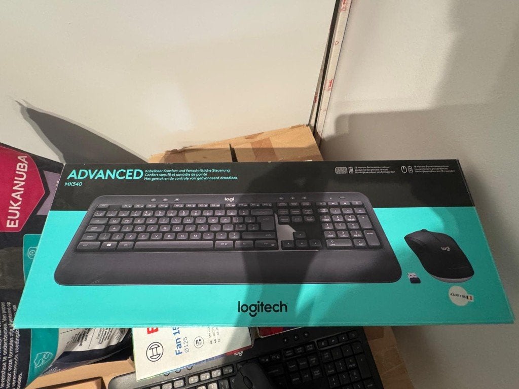 Logitech MK540 Combo Azerty BE, Ergonomisch, Logitech, Ophalen of Verzenden, Draadloos