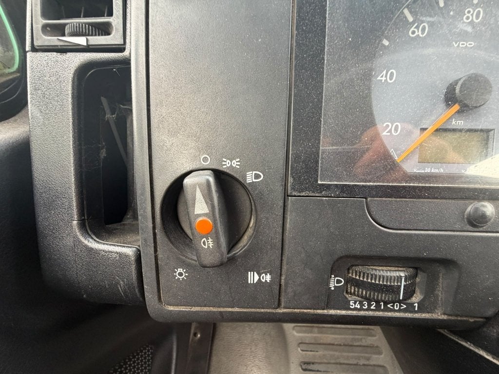 Mercedes Vario 0813 (Stock ID 39292) — 19