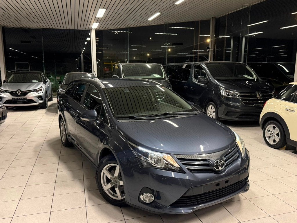 Toyota Avensis 2.0D 91kW Euro 5, Autos, Toyota, Euro 5, Achat, Avensis, Capteur de stationnement