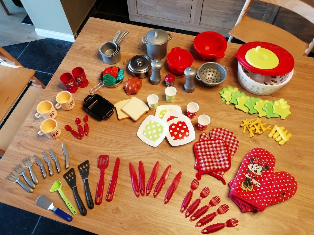 Cuisine enfant + accessoires, Enlèvement, Utilisé, Plastique, Accessoires de cuisine de jeu