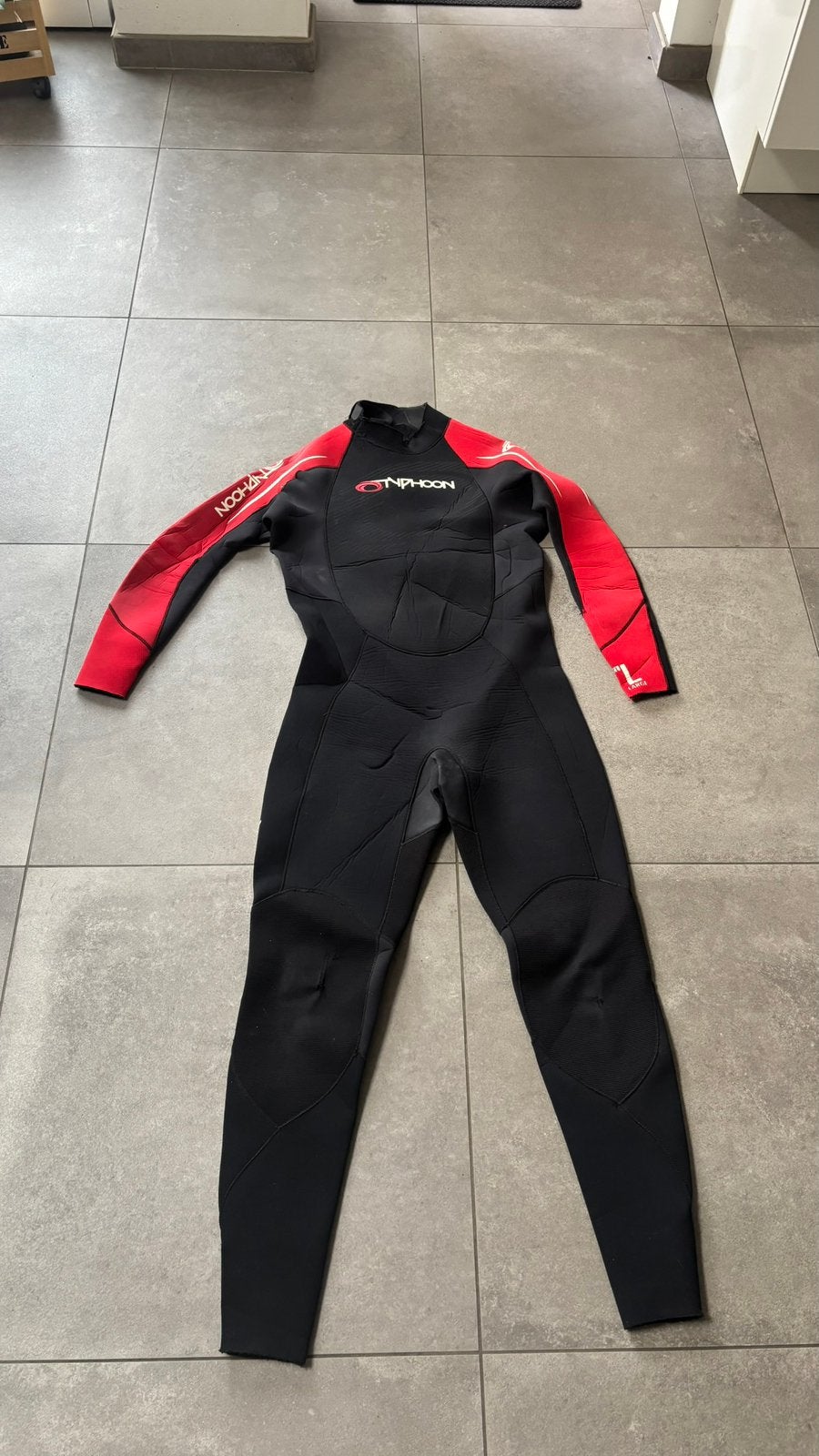 Combinaisons neoprenes, Sports nautiques & Bateaux, Vêtements nautiques, Enlèvement ou Envoi, Comme neuf