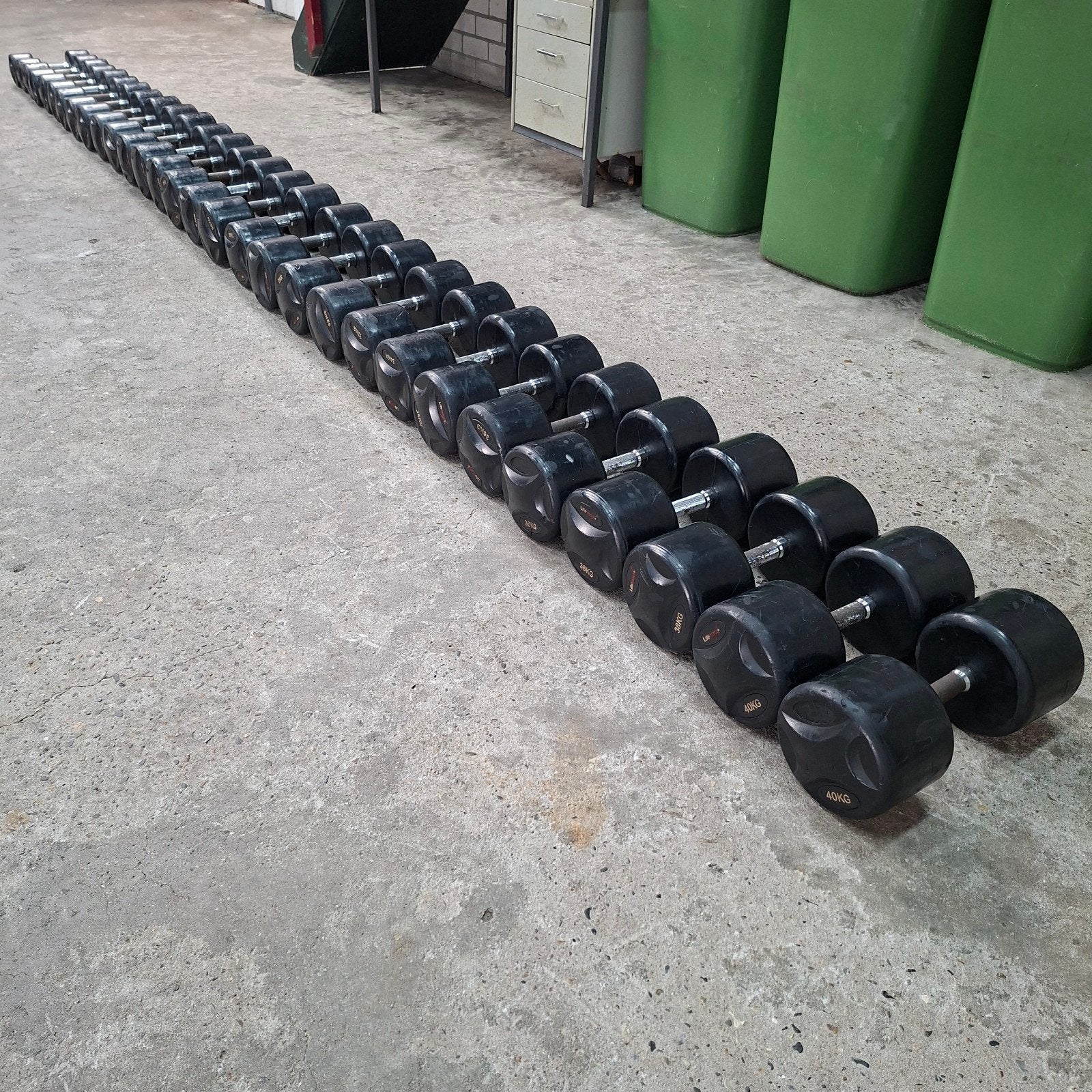 Lifemaxx Dumbells Set 12 kilo tot 40 kilo, Ophalen