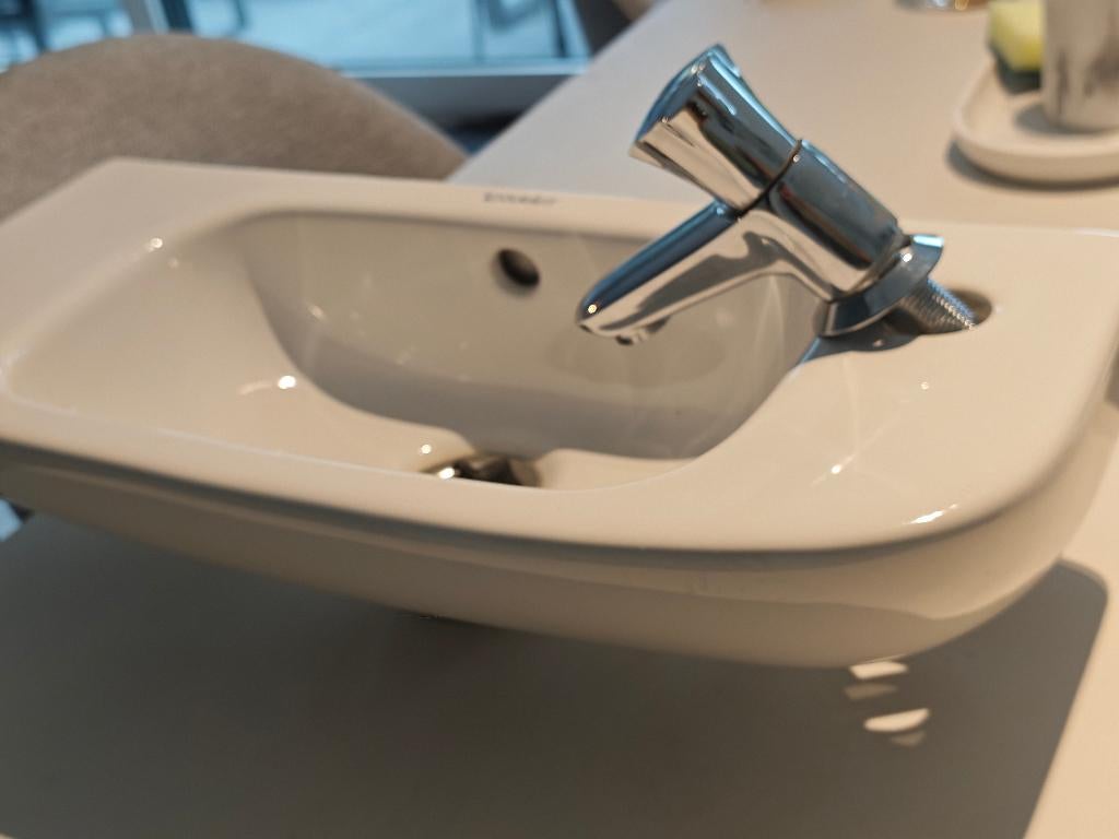 Toilet wastafel met kraan, Ophalen, Gebruikt, Kraan