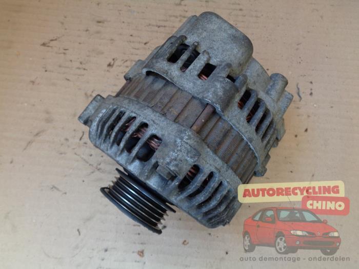 Dynamo d'un Renault Twingo, Renault, -, 3 mois de garantie, Utilisé