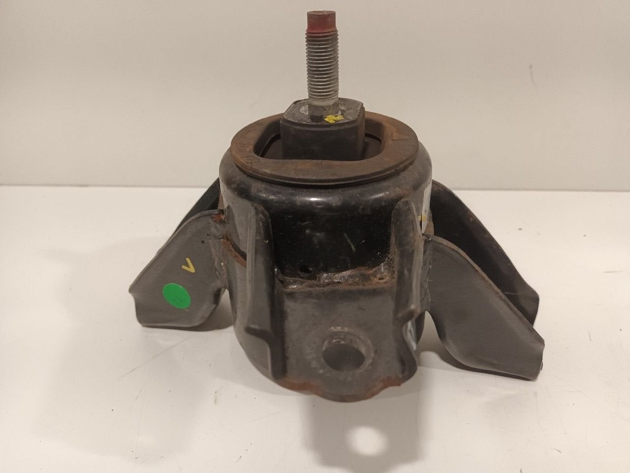 Motorsteun voor Hyundai i20, Onderdelen@venauto.nl, Van der Ven Autorecycling B.V., Ettenseweg 76, 4706 PB Roosendaal, The Netherlands