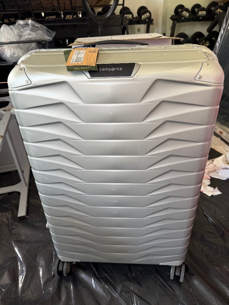 Samsonite koffer, Ophalen
