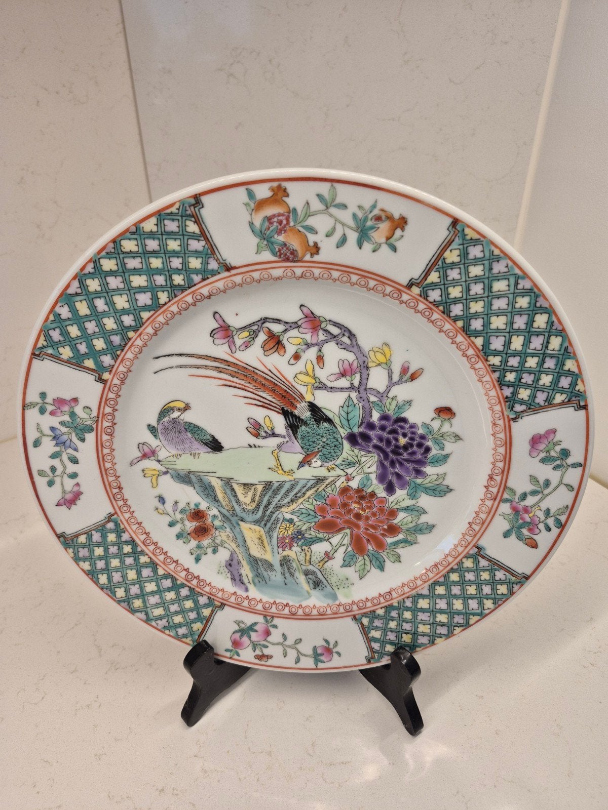 Assiette en porcelaine chinoise Famille Rose, Antiquités & Art, Enlèvement ou Envoi