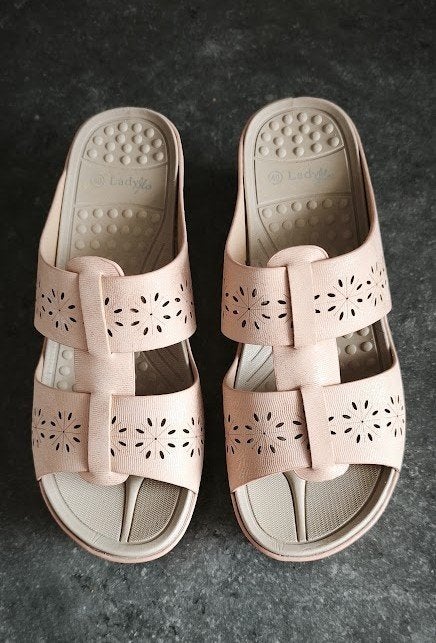 Mules et mocassins New Wedge, taille 40, Vêtements | Femmes, Neuf, Enlèvement ou Envoi, Rose, Sandales et Mûles